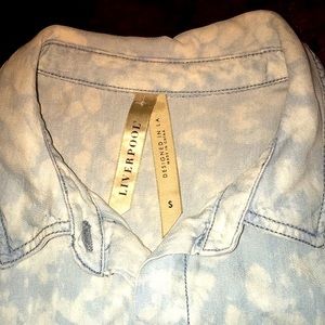 Liverpool Small NWOT Cloud Style Jean ButtonDown Shirt